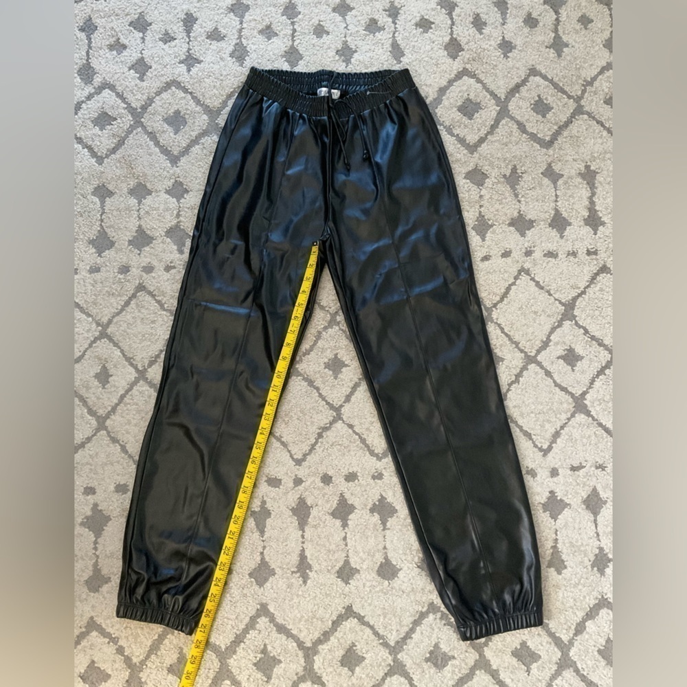 Women’s Black Pants - Picture 5 of 8